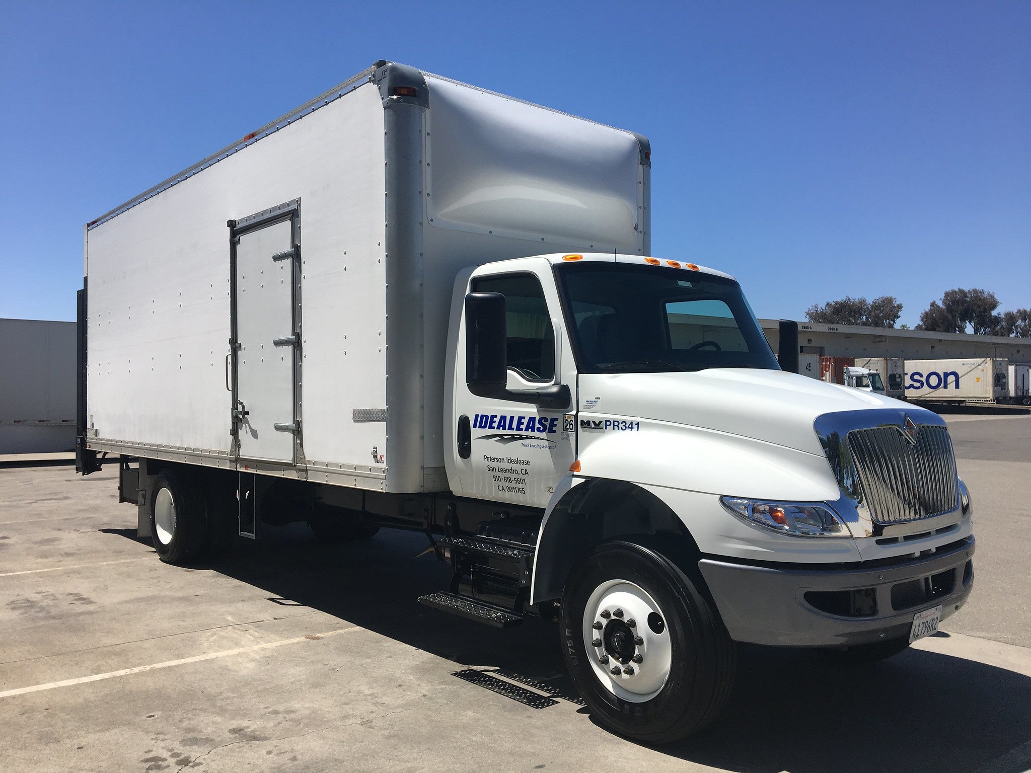 Idealease Box Truck