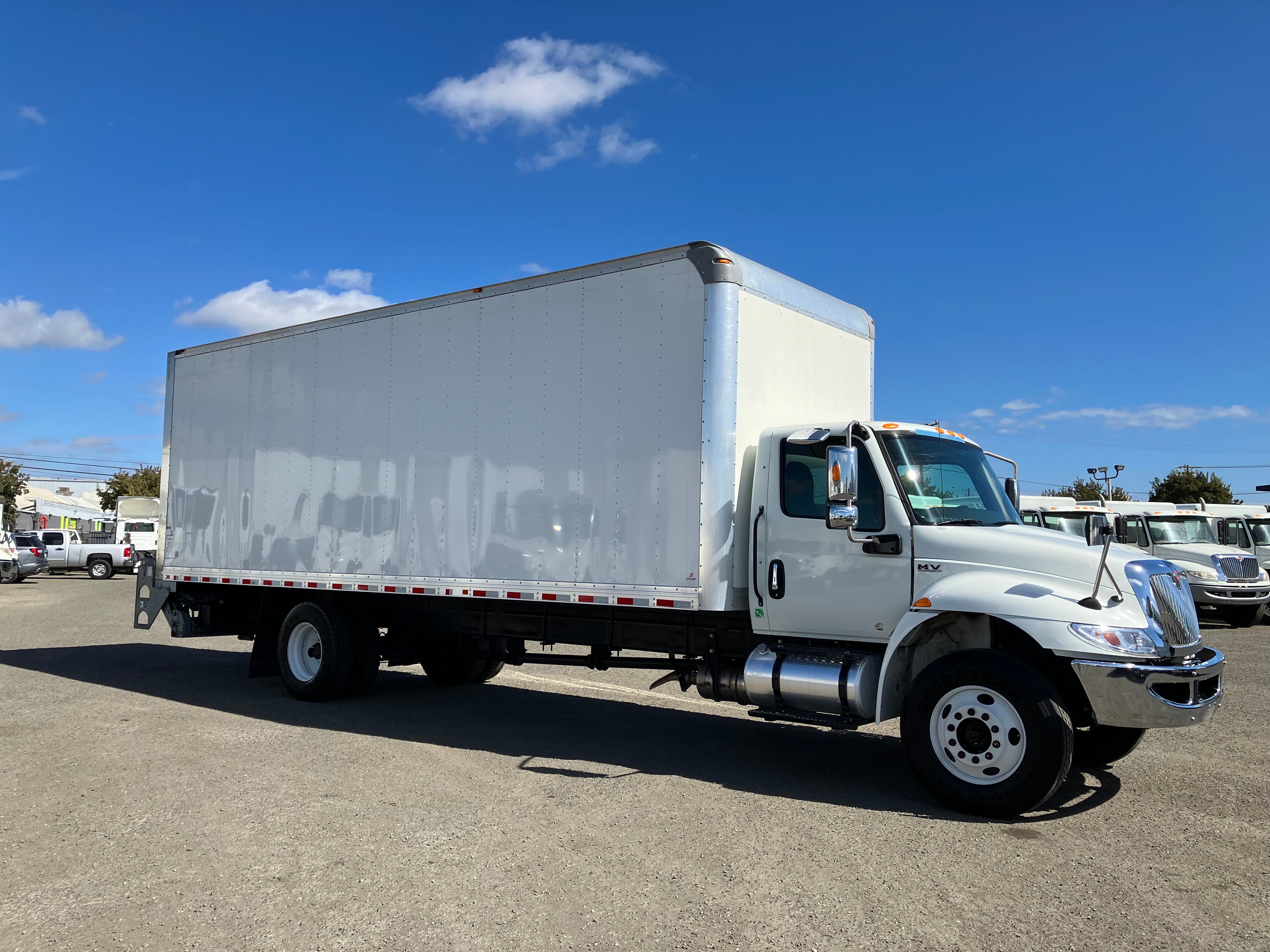 2022 International MV 26' Hi Cube Box Truck