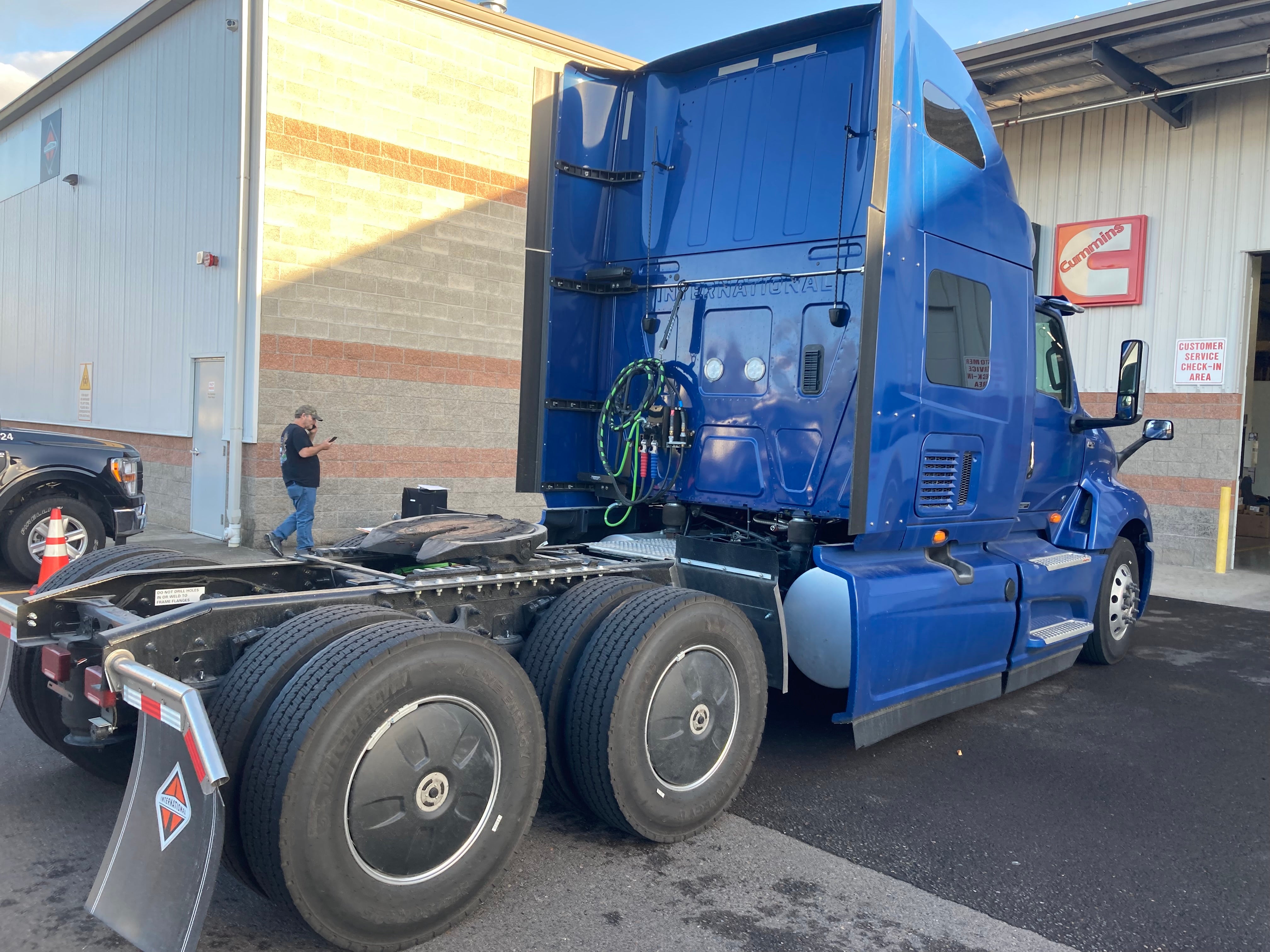 2024 International LT Sleeper Peterson Trucks
