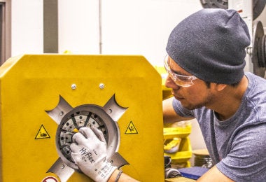 making a hydraulic hose