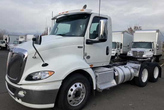 2018 RH 3-axle Day Cab