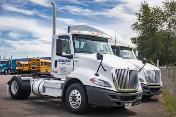 2 axle trucks available for rent